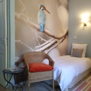 envie-de-sud-gite-chambre-hote-camargue-ferienwohnung-bnb-gaestepension-holidayrental-papierpeint-de-la-chambre-martin-pêcheur