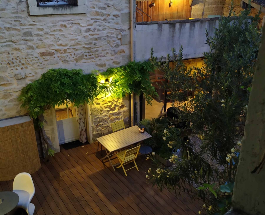 envie-de-sud-gîte-chambre-hote-Camargue-jardin-02